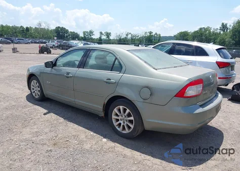 2008 Mercury Milan I4 z USA, uszkodzony, nr VIN 3MEHM07Z88R668733